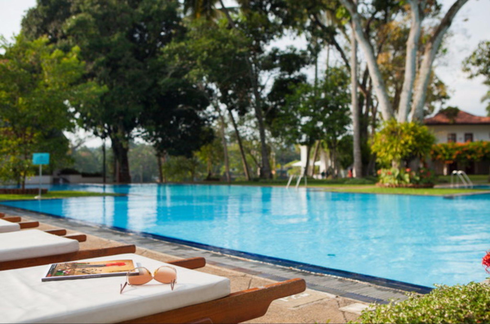 Mahaweli Reach Hotel Kandy Esterno foto