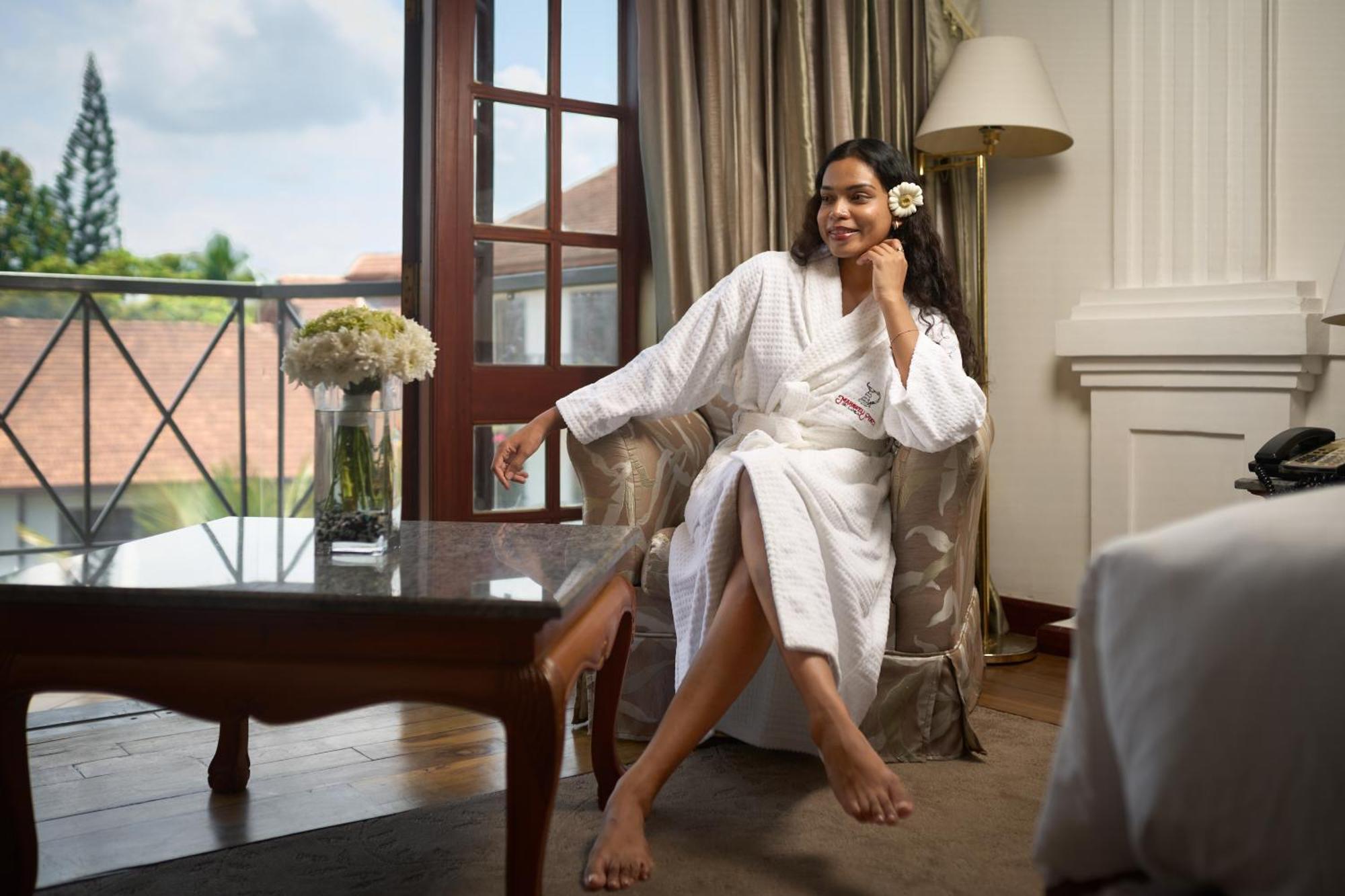 Mahaweli Reach Hotel Kandy Esterno foto