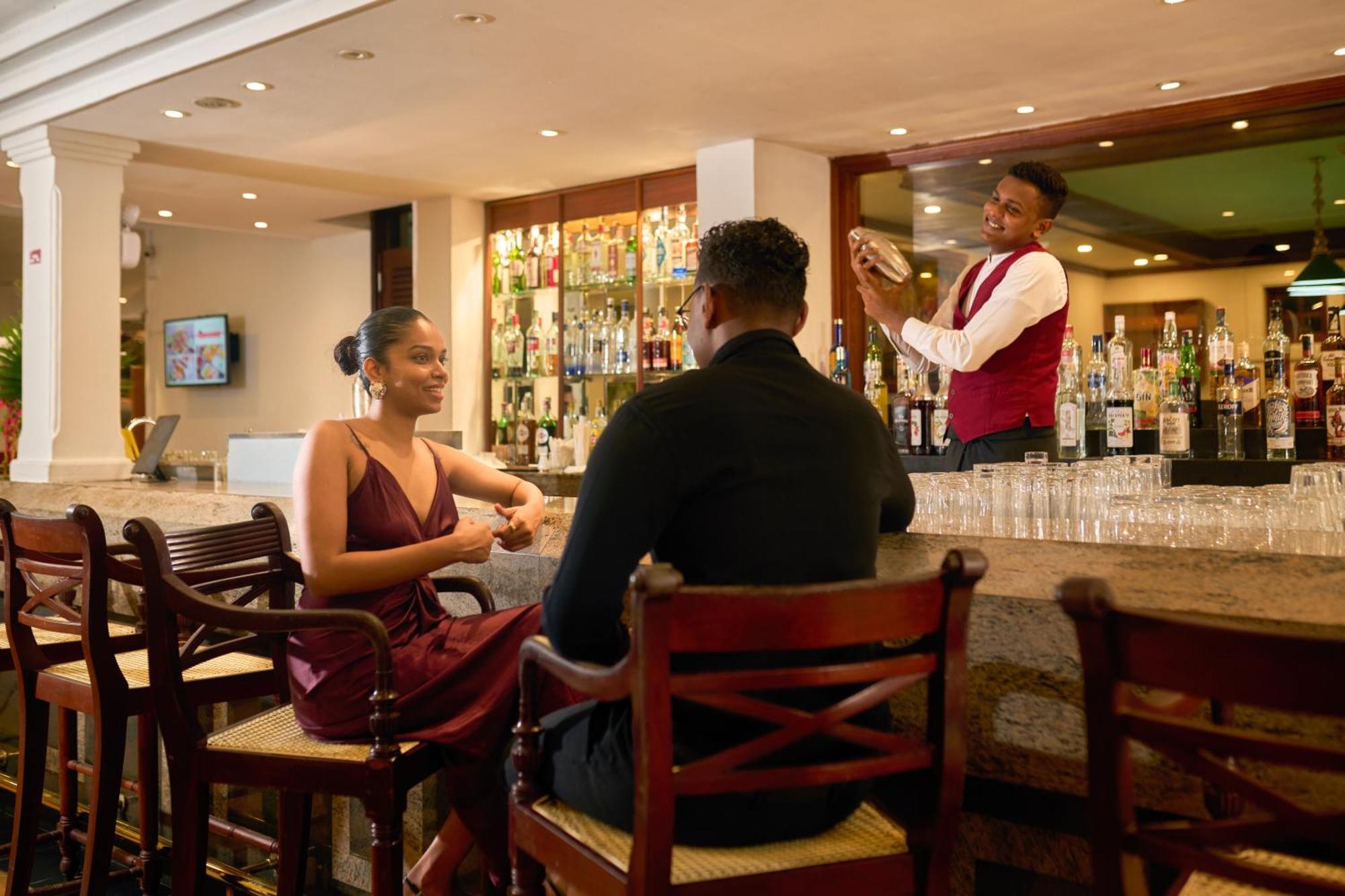 Mahaweli Reach Hotel Kandy Esterno foto